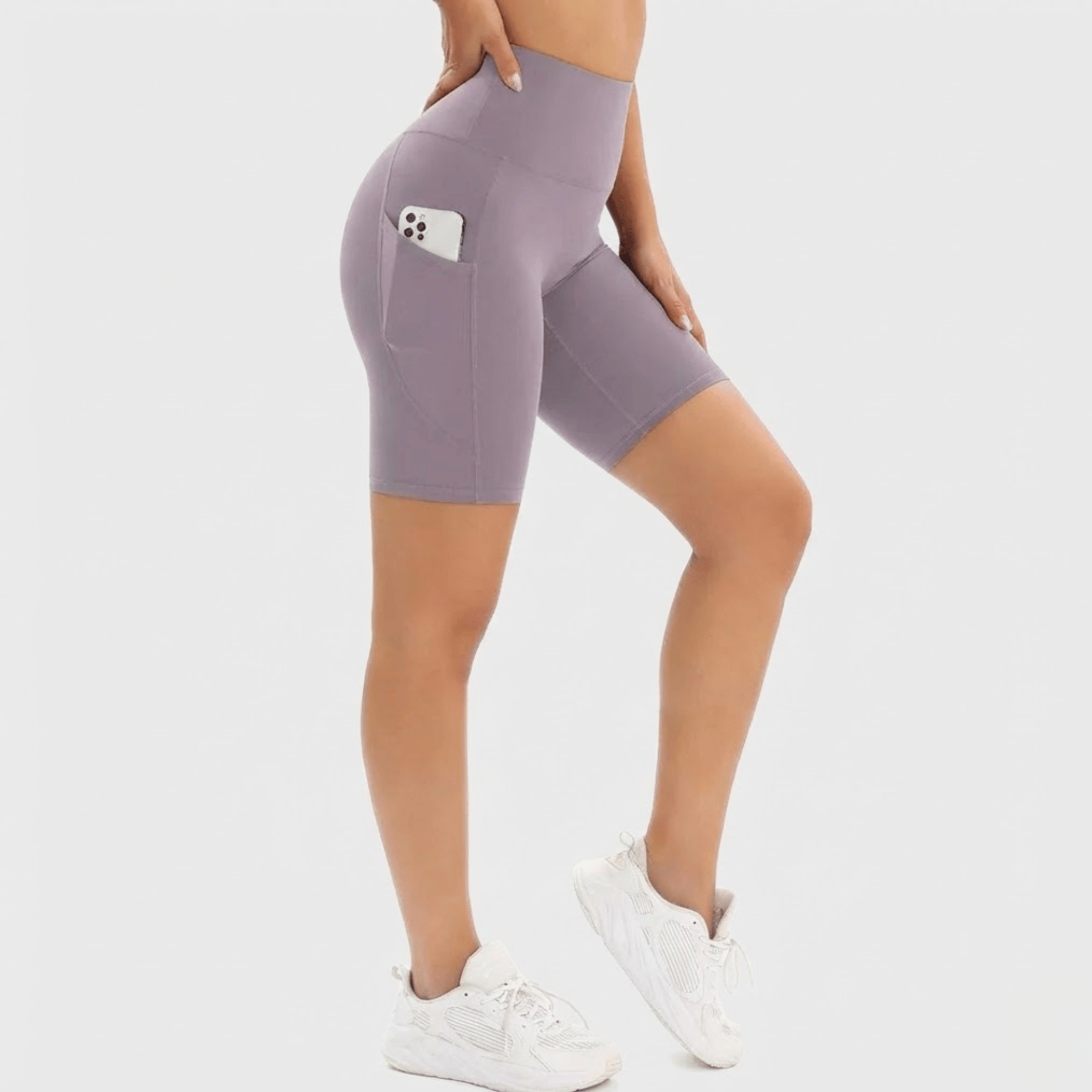 Motion Basic Pocket Shorts