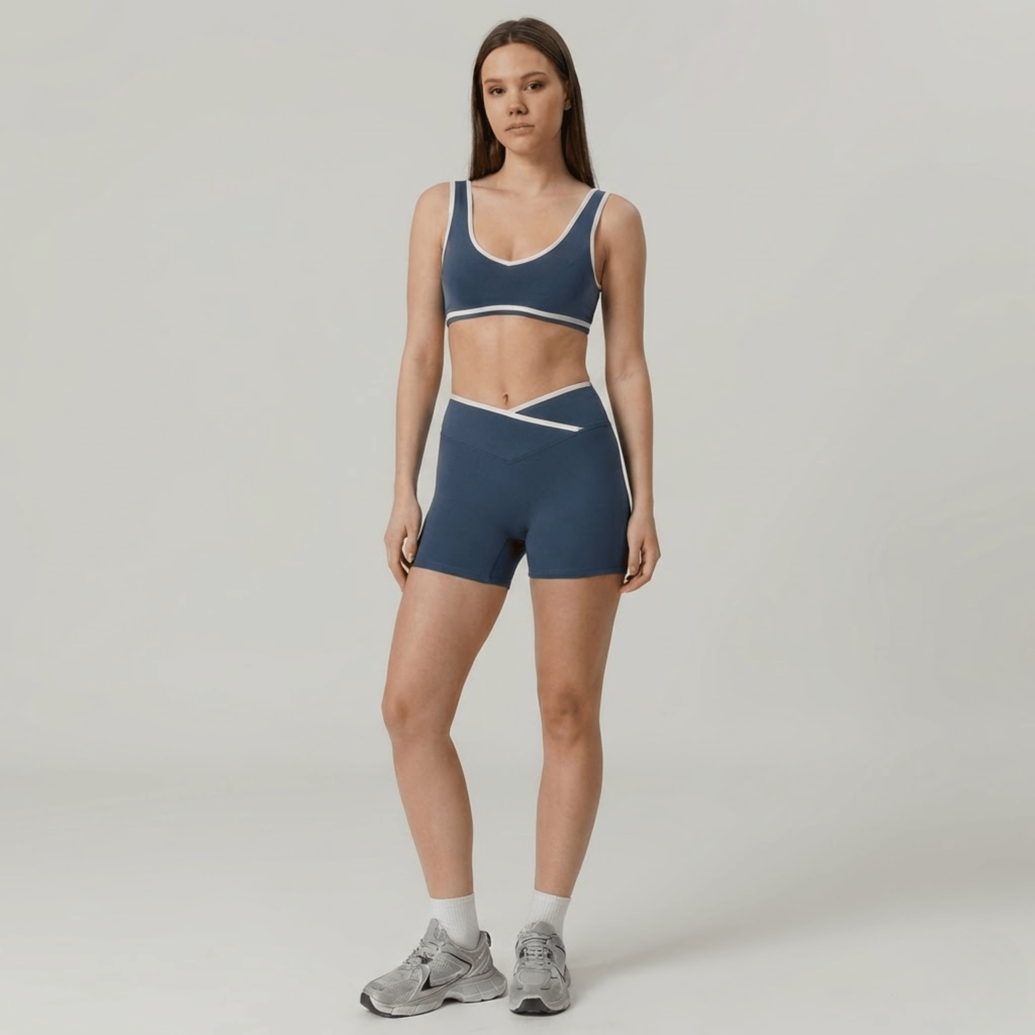 Studio Contrast Shorts Set