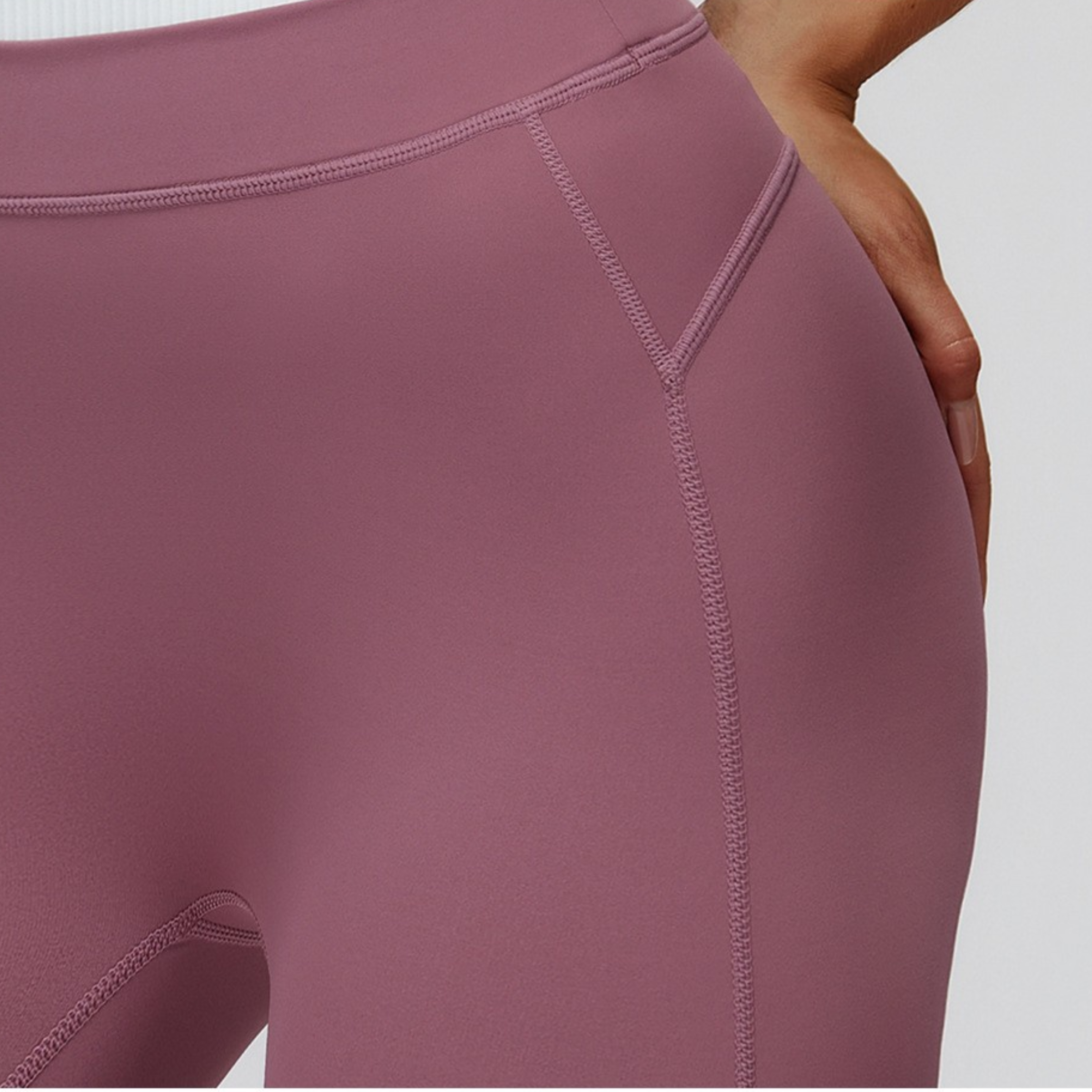 Flow Feel High-Waist Shorts